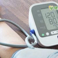 你的血壓正常嗎？　快檢查你是不是在正常值內