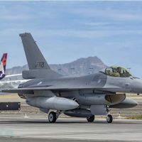 駐美F-16戰機  返抵花蓮機場
