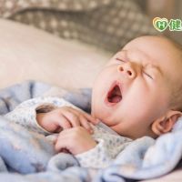 寶寶睡錯小心會要命！　國健署教5招防嬰兒猝死症候群