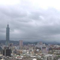 12縣市豪大雨特報 梅雨鋒面解渴中台灣！