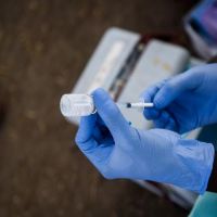 資助貧國打新冠疫苗  世界230政要聯名發動