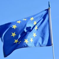 歐盟解除8國旅行限制 美台在列