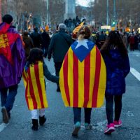 西班牙政府赦免加泰9分離主義份子