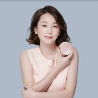 口罩妝新寵 「就像沒有化妝但皮膚卻很好」　六月蔡君茹代言韓國爆水粉餅
