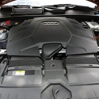 [試駕] 風度翩翩 Audi Q8 55 TFSI quattro S line(下)