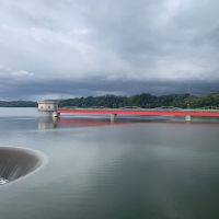 烟花颱風來勢洶洶　水庫快滿了加強防汛