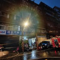 計程車行宿舍半夜火警　3死1重傷疏散24人