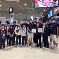 親送18位奧運選手返台 謝長廷：謝謝選手為台灣的努力和心血