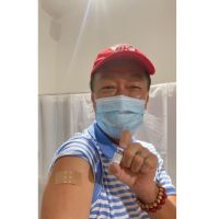 快新聞／郭台銘在捷克打BNT疫苗了！ 最新畫面曝光