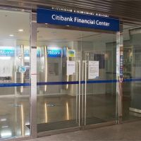 銀行再傳確診！板橋分行休業兩天 新莊緊急閉門清消
