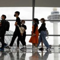 台灣旅客飛新加坡　入境篩檢陰性免隔離