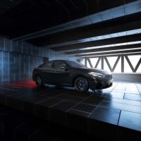 在競爭中越卓越 在黑暗裡更耀眼 全新BMW M135i / M235i Black Storm Edition 旋風般高調現身