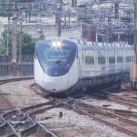 台鐵EMU3000型新自強號首度試車　估年底營運