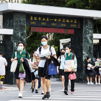 「習慣填鴨的台灣學生，沒有人固定餵食…」108課綱上路2年，真能終結孩子的忙茫盲？