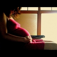 生小孩趁年輕，30 歲後懷孕風險增兩成｜健康達人網