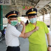 台南市長黃偉哲化身「一日反毒列車長」 呼籲共同打造健康無毒臺南