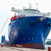 台船公司辦理65,000載重噸級潛舉式甲板重貨載運輪「GPOMERALD」交船