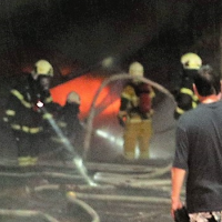 畫面曝光!男遭反鎖房內命葬火窟 高雄城中城大火死者兄哀嚎求救