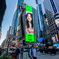 徐佳瑩登紐約時代廣場巨幅LED　兒子照片也被「P」圖超可愛