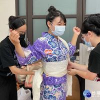 弘光舉辦浴衣文化祭　百位學生體驗日本文化