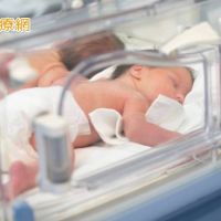雙胞胎早產兒間隔生產　馬偕周產期跨團隊助順產