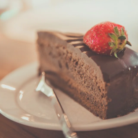 黑巧克力預防「阿茲海默症」、產生愉悅感！遠離壞情緒，帶來好心情的的十大食物