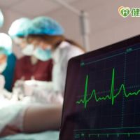 結合科技與臨床醫療　臺大醫院「手術語音系統」獲專利