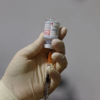 【疫苗受害審議】3人打AZ不良反應獲最高5萬救濟　27人接種亡判定和疫苗無關