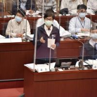 陳其邁赴市議會「中油高雄廠土地汙染整治」專案報告