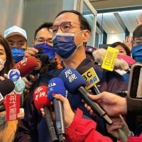 【藍蝴蝶專欄】朱立倫人設崩壞,人氣再下一層樓!