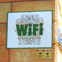 全球幾百萬台Wi-Fi分享器驚爆有漏洞 駭客入侵恐讓裝置被接管、植入惡意軟體