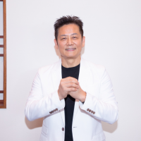 驚爆打牌曾一夜消失二、三十萬?LiTV專訪「輸不起」的綜藝扛霸徐乃麟!