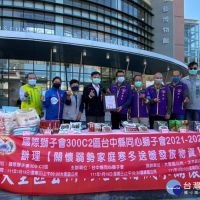 溫馨送暖 大里區公所關懷獨居長者
