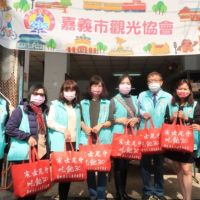 寒冬送暖關懷社會弱勢　觀光協會關懷送愛心