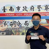 最棒臺南暖警!警界新星首班勤務收到最暖心謝卡