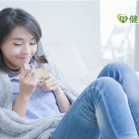 冬天陰雨綿綿易憂鬱 試試「解憂」中藥茶