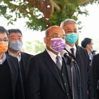 防疫戒慎不恐懼!150萬莫德納來了 蘇貞昌籲快打疫苗