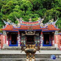 春節走訪社頭清水岩寺　許願、求子兼摸貔貅讓你整年好財運