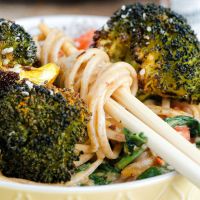 素食外食者怎麼吃最健康?謹記4大飲食重點:「纖維吃太多」恐缺鐵,每天至少空出一餐吃「全穀物」!