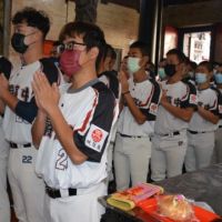 發展在地棒球隊　城隍廟與企業贊助嘉義棒球運動