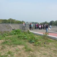 規劃荖藤里牛稠溪堤防景觀步道　嘉邑行善團現場會勘