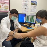 乳癌術後淋巴水腫變象臂 靜脈吻合術獲改善