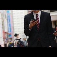 日本:14年日本智慧手機普及率僅為53.5%