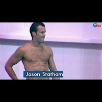 傑森史塔森90年跳水英姿照片出土 引網友瘋狂