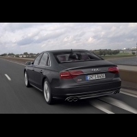 Audi S8　以氣度示人 以力度服人