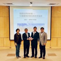 助學生認知職場專業輔導職涯規劃 中國科大邀台鐵副局長介紹軌道建設