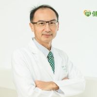 疫情下骨折致死率翻倍成長 醫籲:勿中斷治療讓骨鬆警戒「升級」