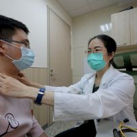 老是「鬼壓床」？ 醫揪出甲狀腺毒性週期性麻痺症作祟