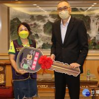 安桂獅子會授證30週年 捐新北復康巴士